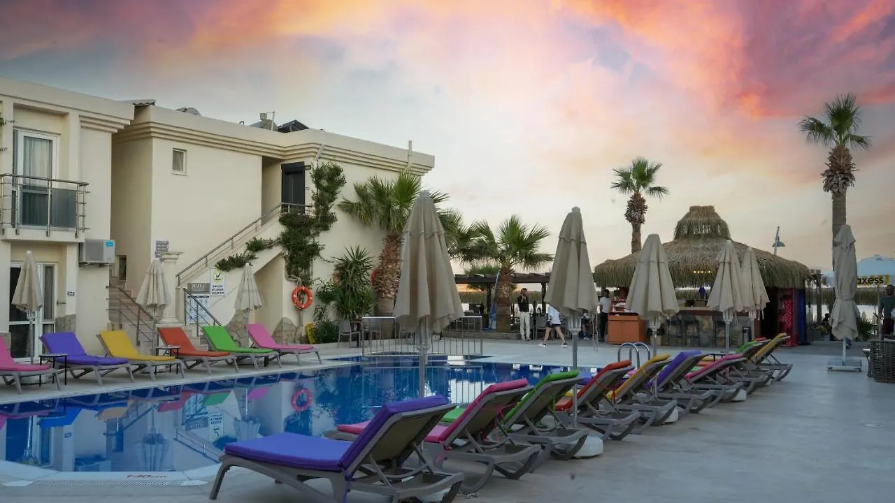 Zuzuu Beach Hotel Ortakent