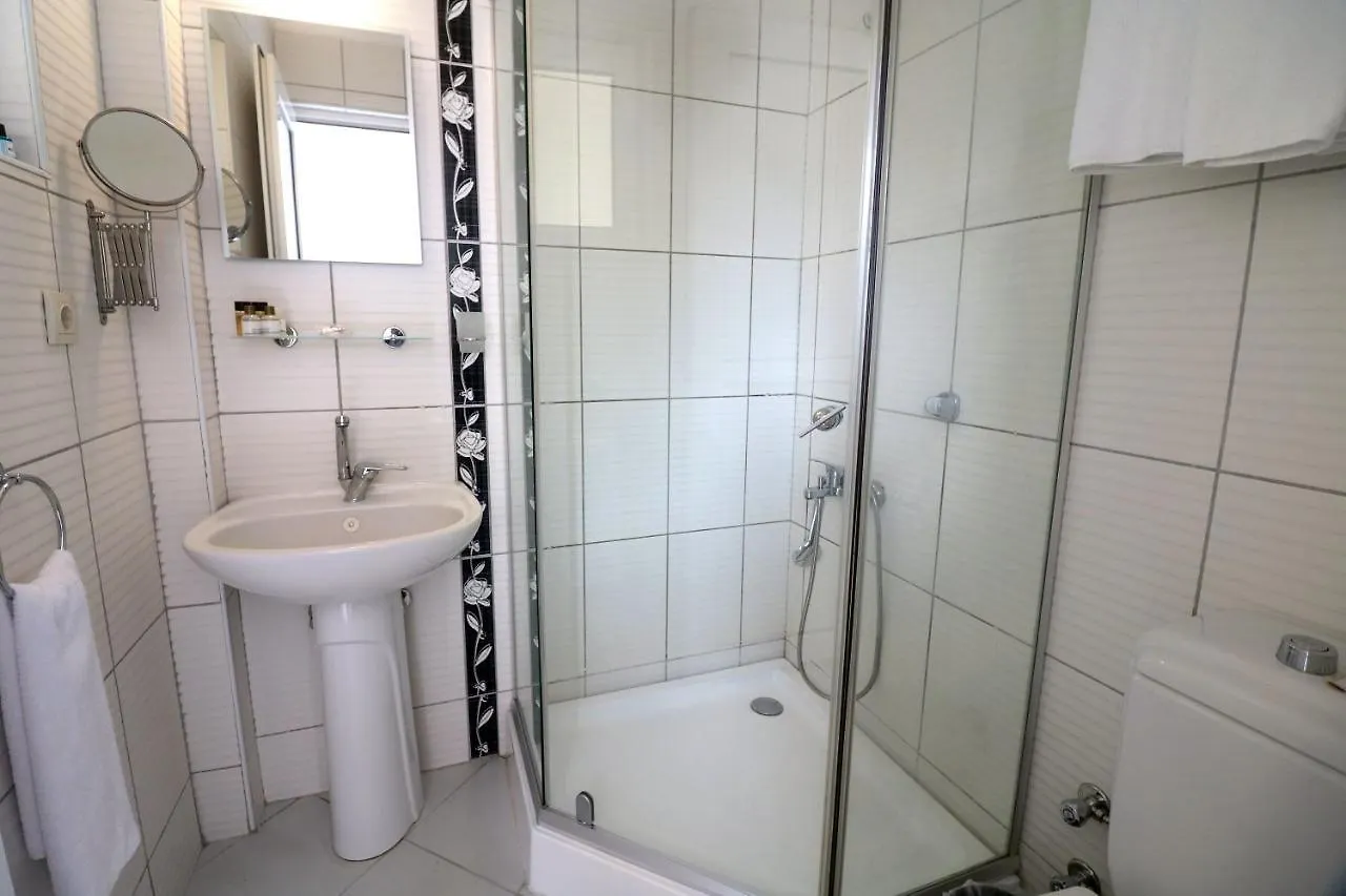 Zuzuu Beach Hotel Ortakent