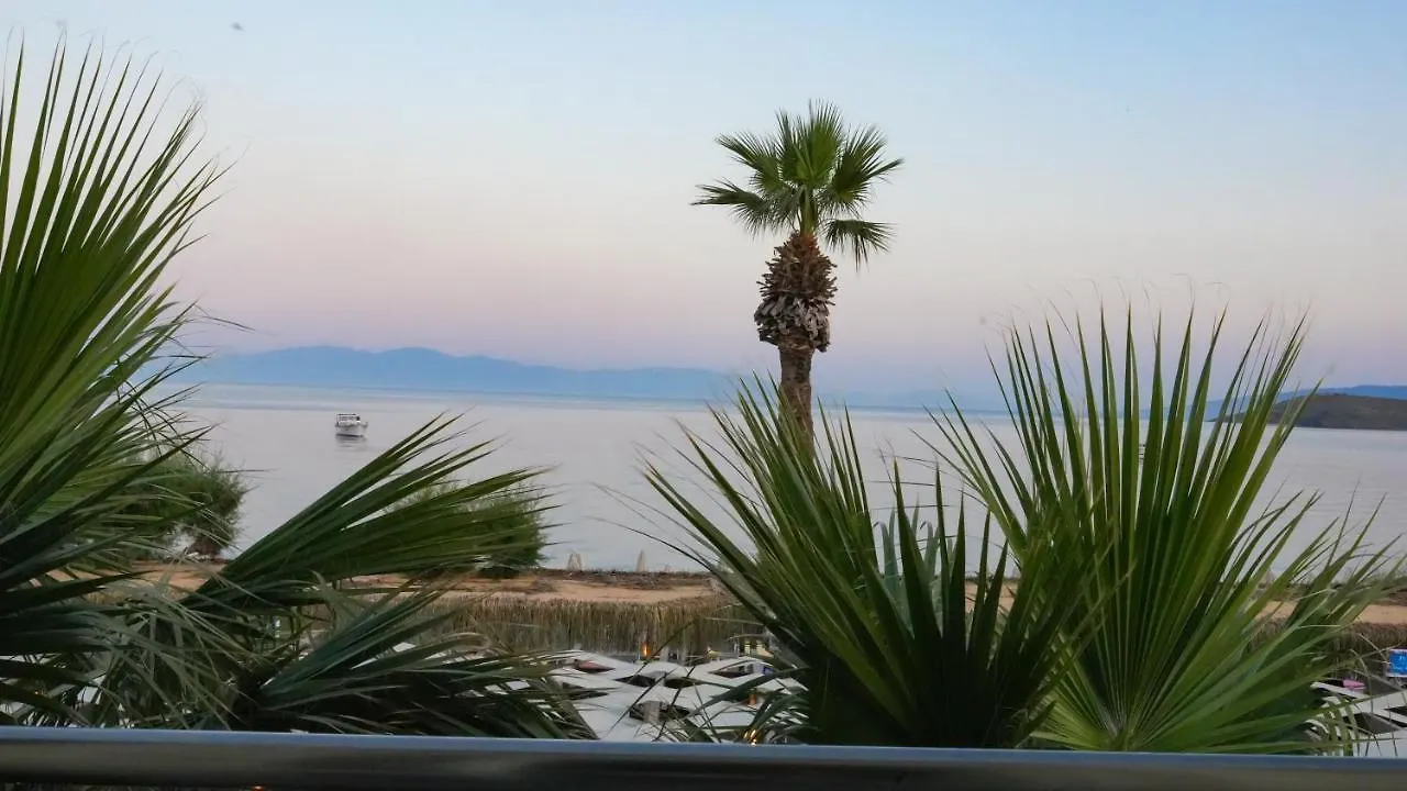 Zuzuu Beach Hotel Ortakent 0*,