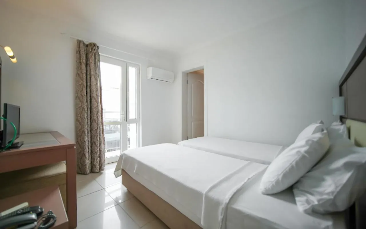 Zuzuu Beach Hotel Ortakent