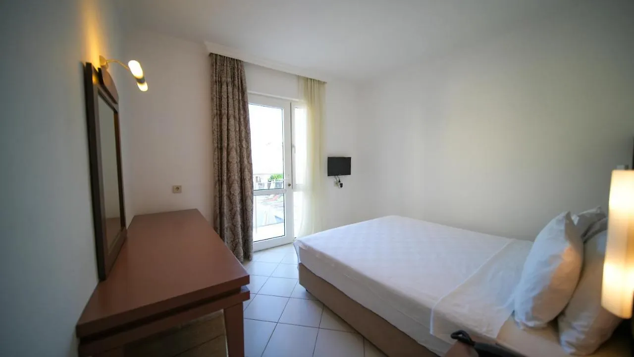 Zuzuu Beach Hotel Ortakent